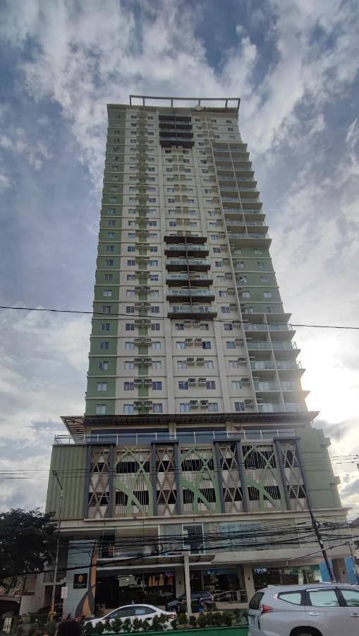 Sunvida Tower Aparthotel Cebú Exterior foto